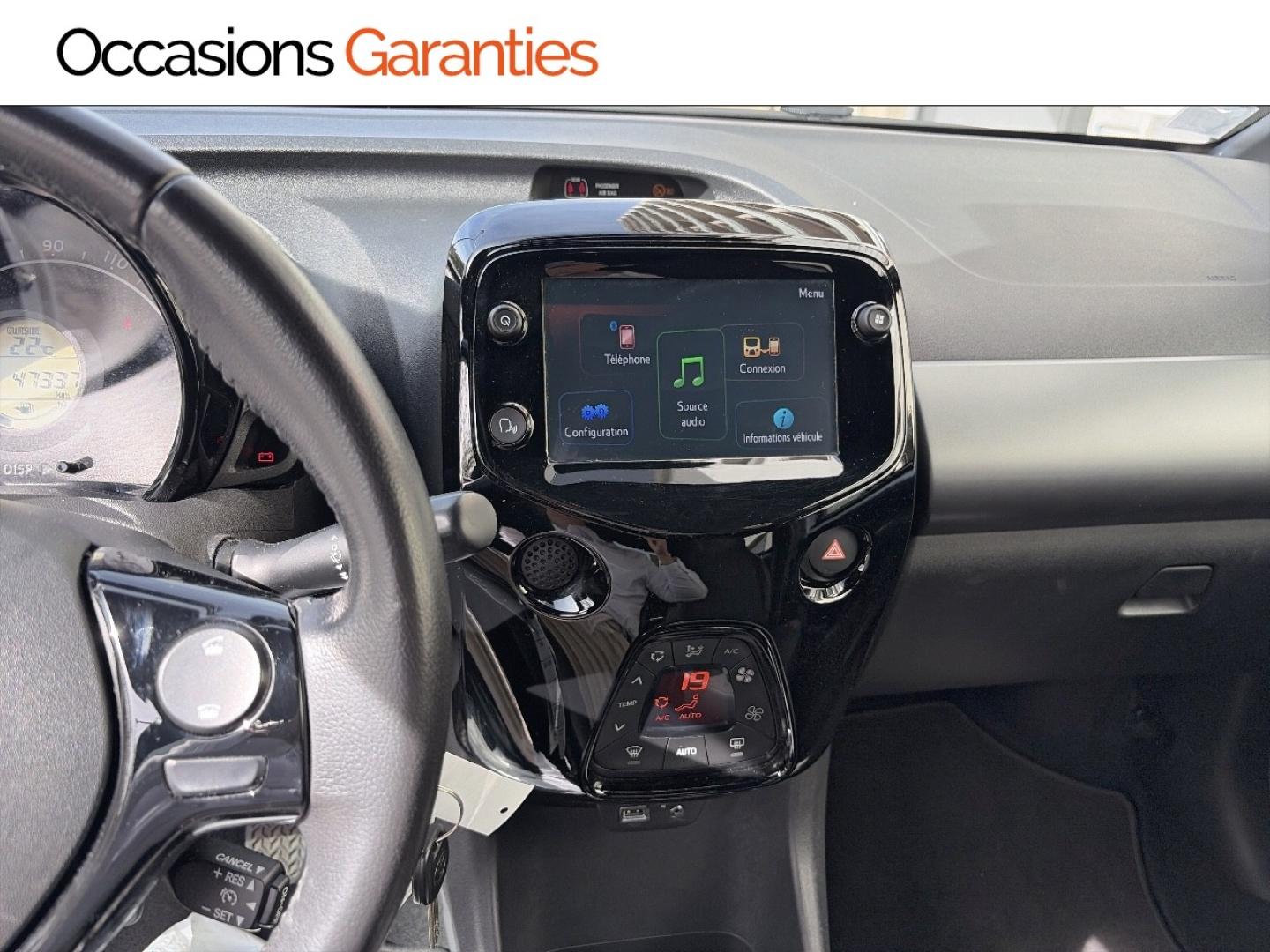 Voitures occasions TOYOTA AYGO x-night Paris