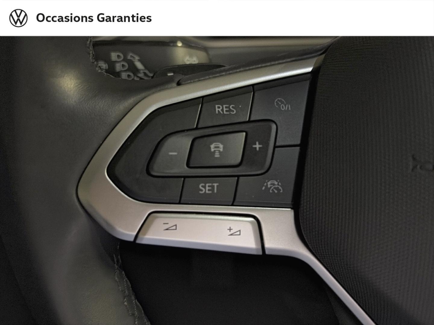 Voitures occasions VOLKSWAGEN T-ROC Style Paris
