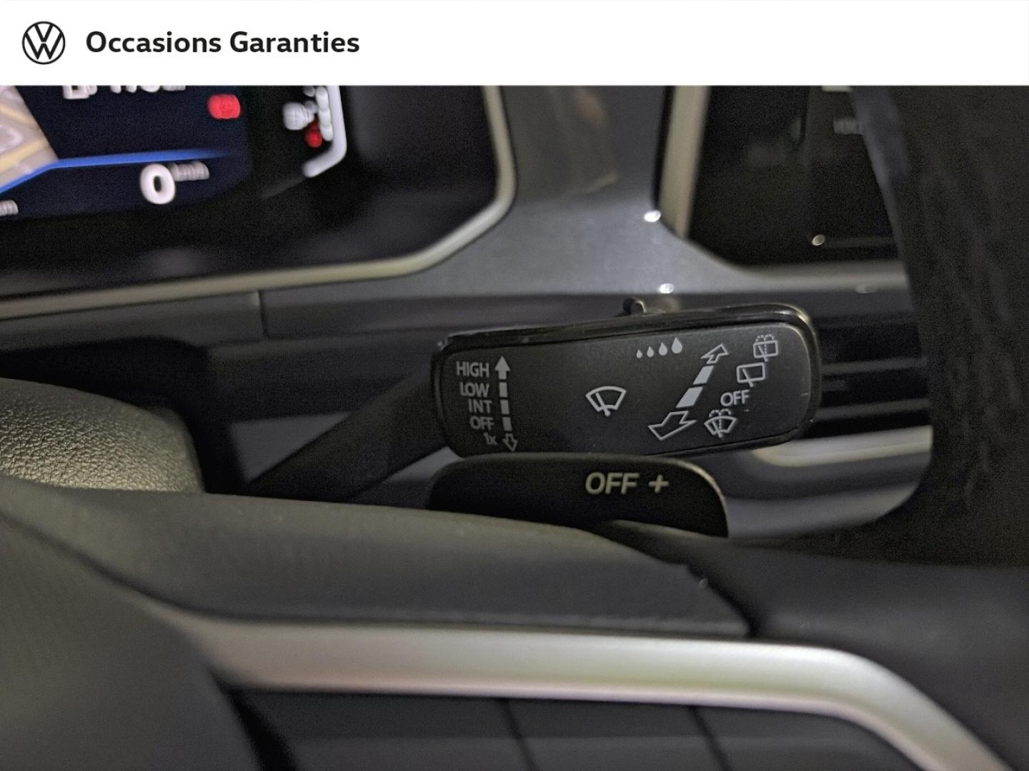 Voitures occasions VOLKSWAGEN T-ROC Style Paris