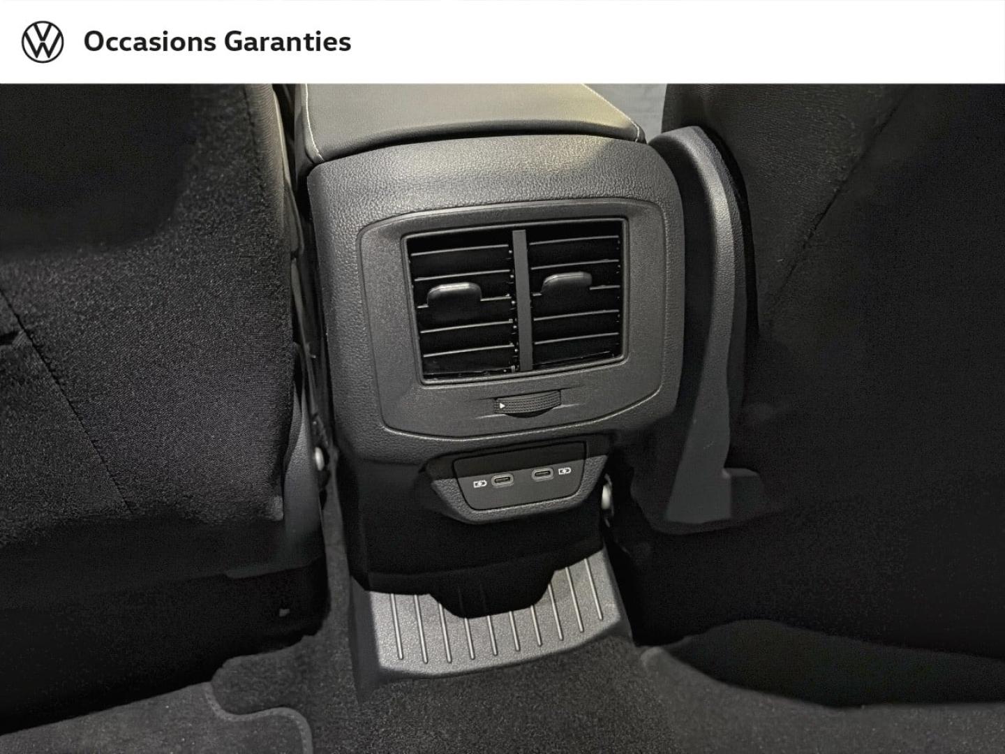 Voitures occasions VOLKSWAGEN T-ROC Style Paris