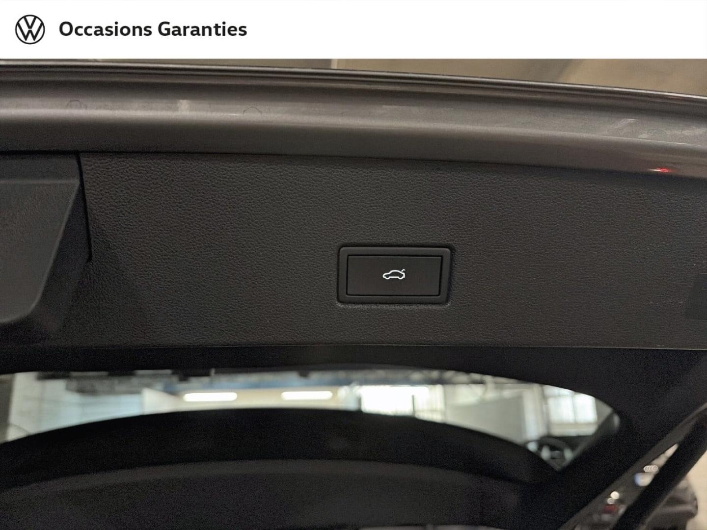 Voitures occasions VOLKSWAGEN T-ROC Style Paris