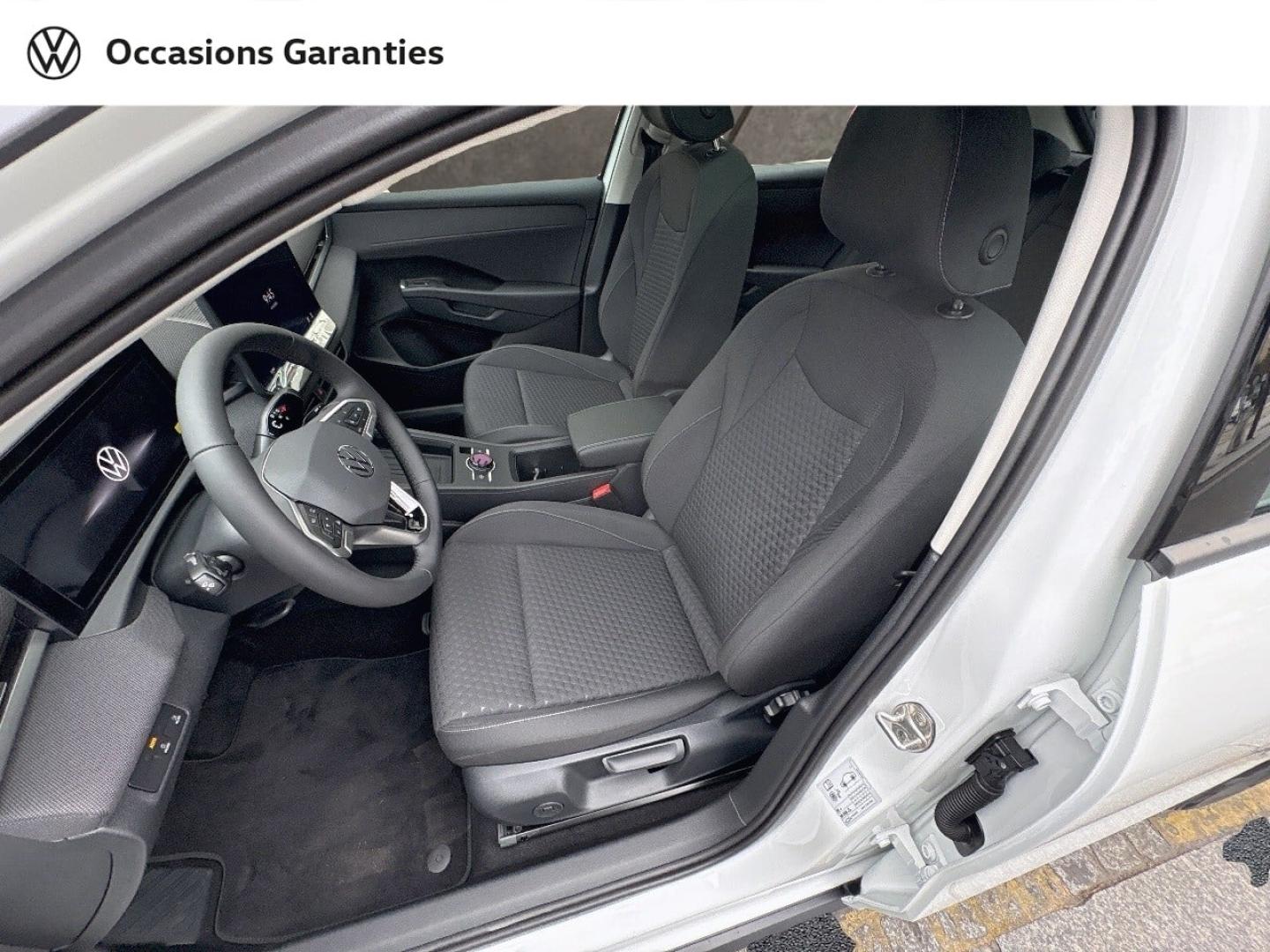 Voitures occasions VOLKSWAGEN T-ROC Life Paris
