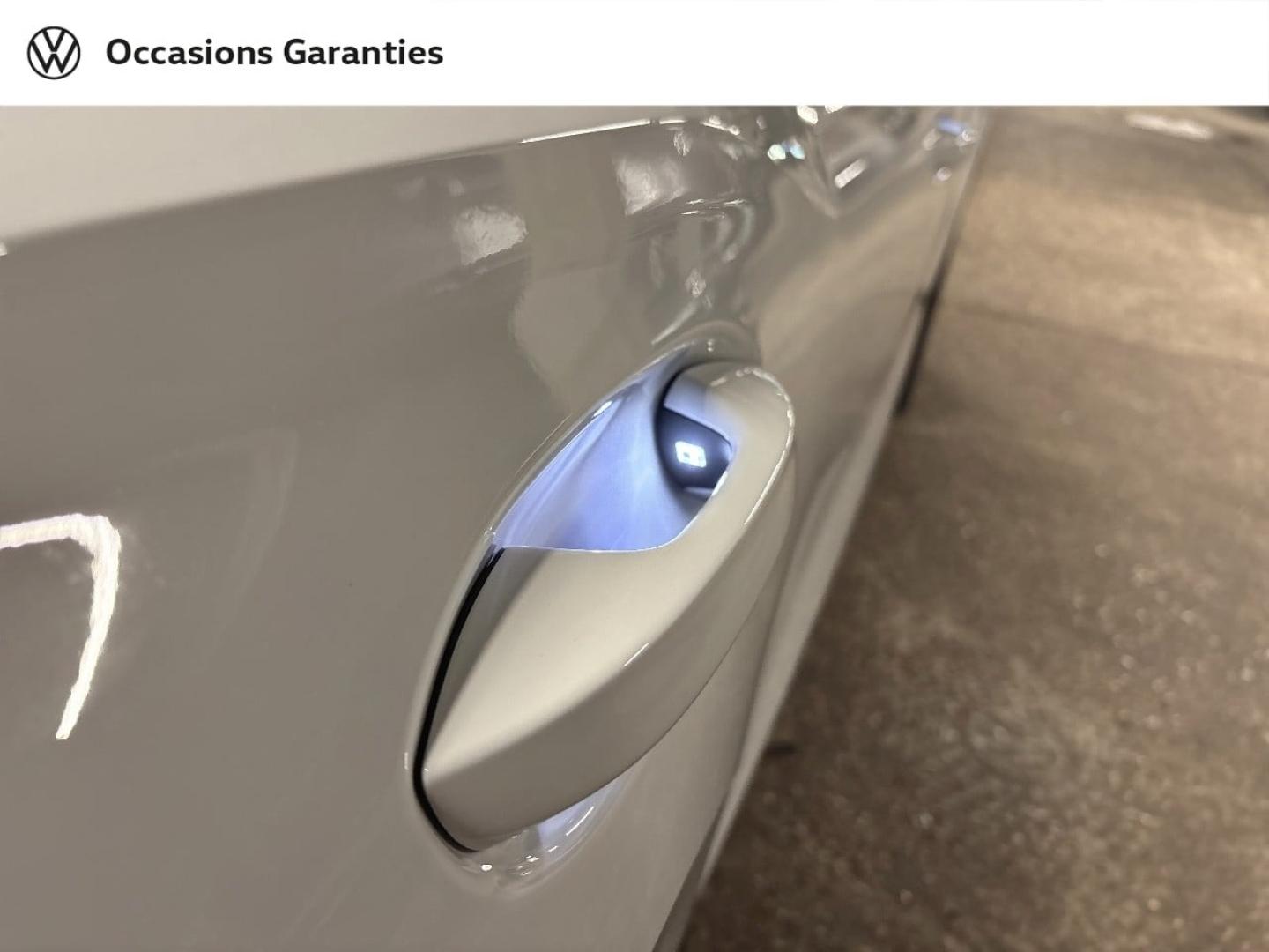 Voitures occasions VOLKSWAGEN T-ROC Life Paris