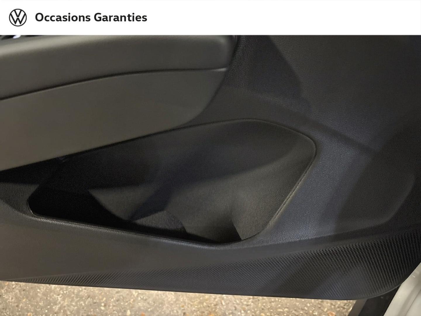 Voitures occasions VOLKSWAGEN T-ROC Life Paris