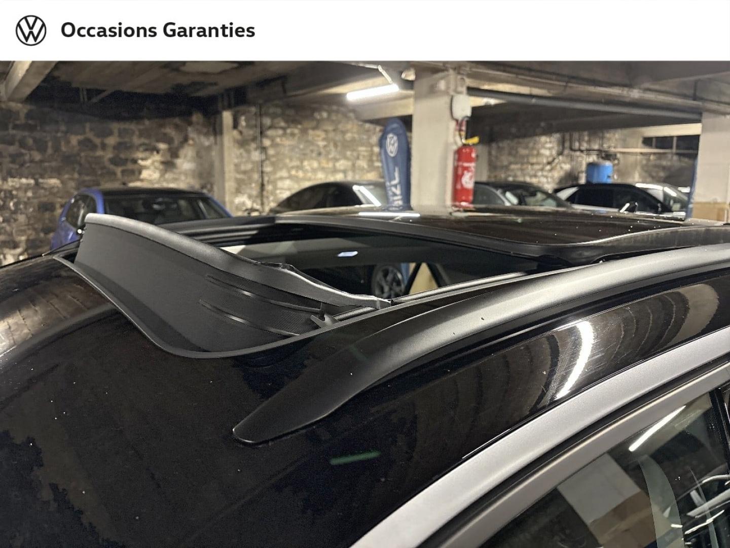 Voitures occasions VOLKSWAGEN T-ROC Life Paris