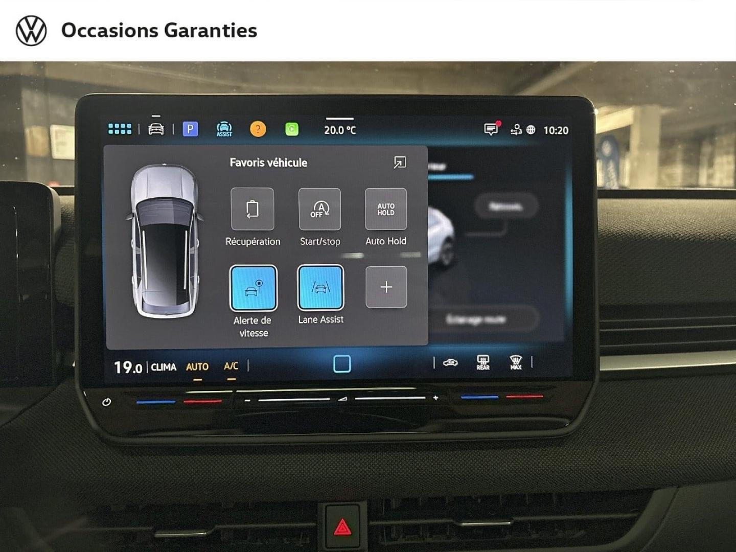 Voitures occasions VOLKSWAGEN T-ROC Life Paris