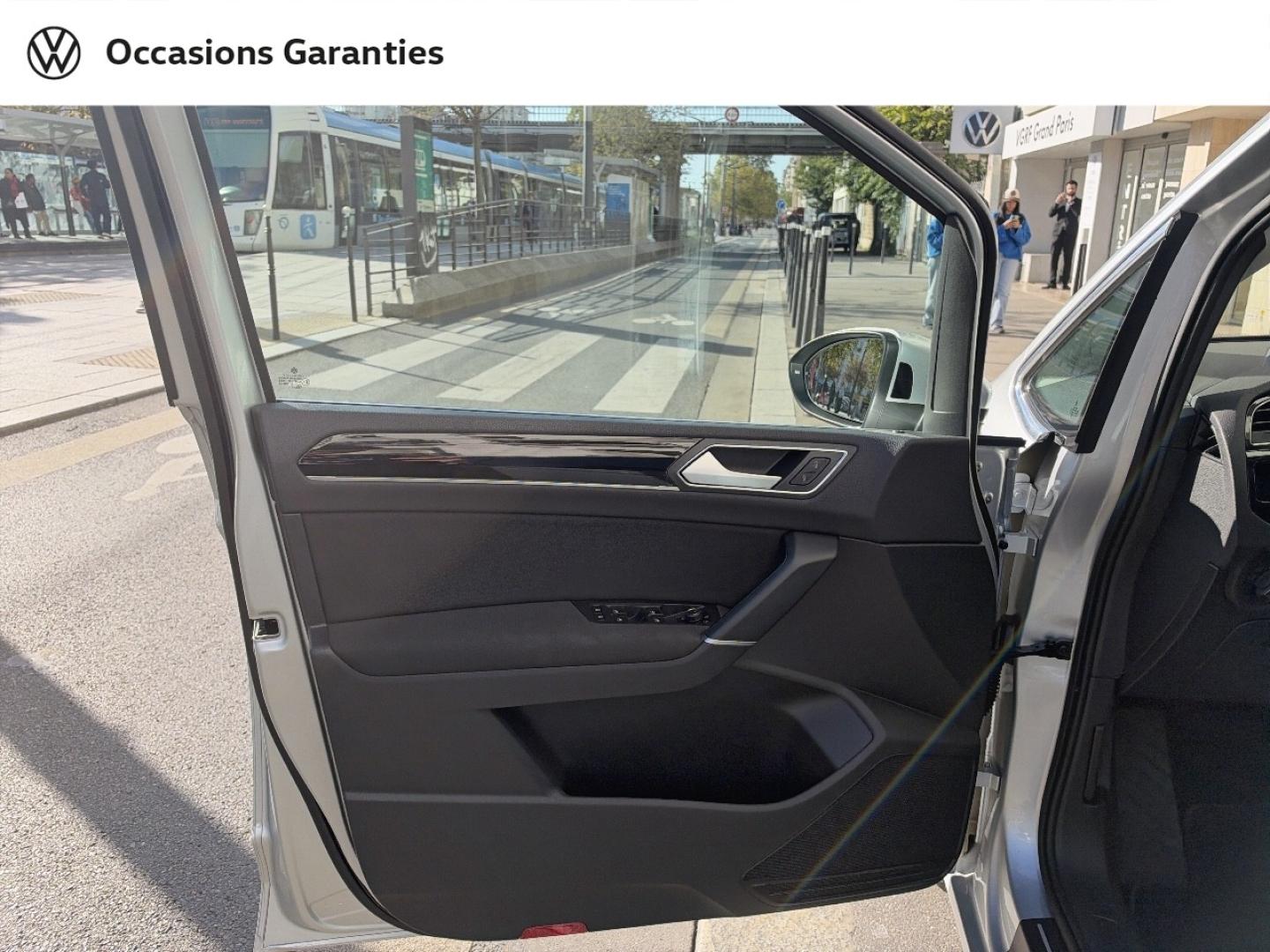 Voitures occasions VOLKSWAGEN TOURAN Style Paris
