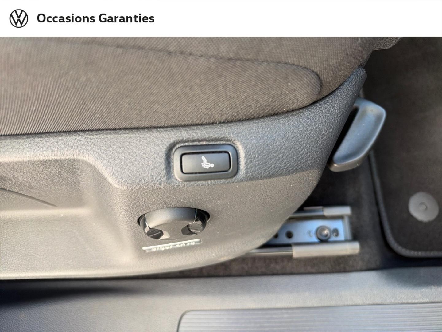 Voitures occasions VOLKSWAGEN TOURAN Style Paris
