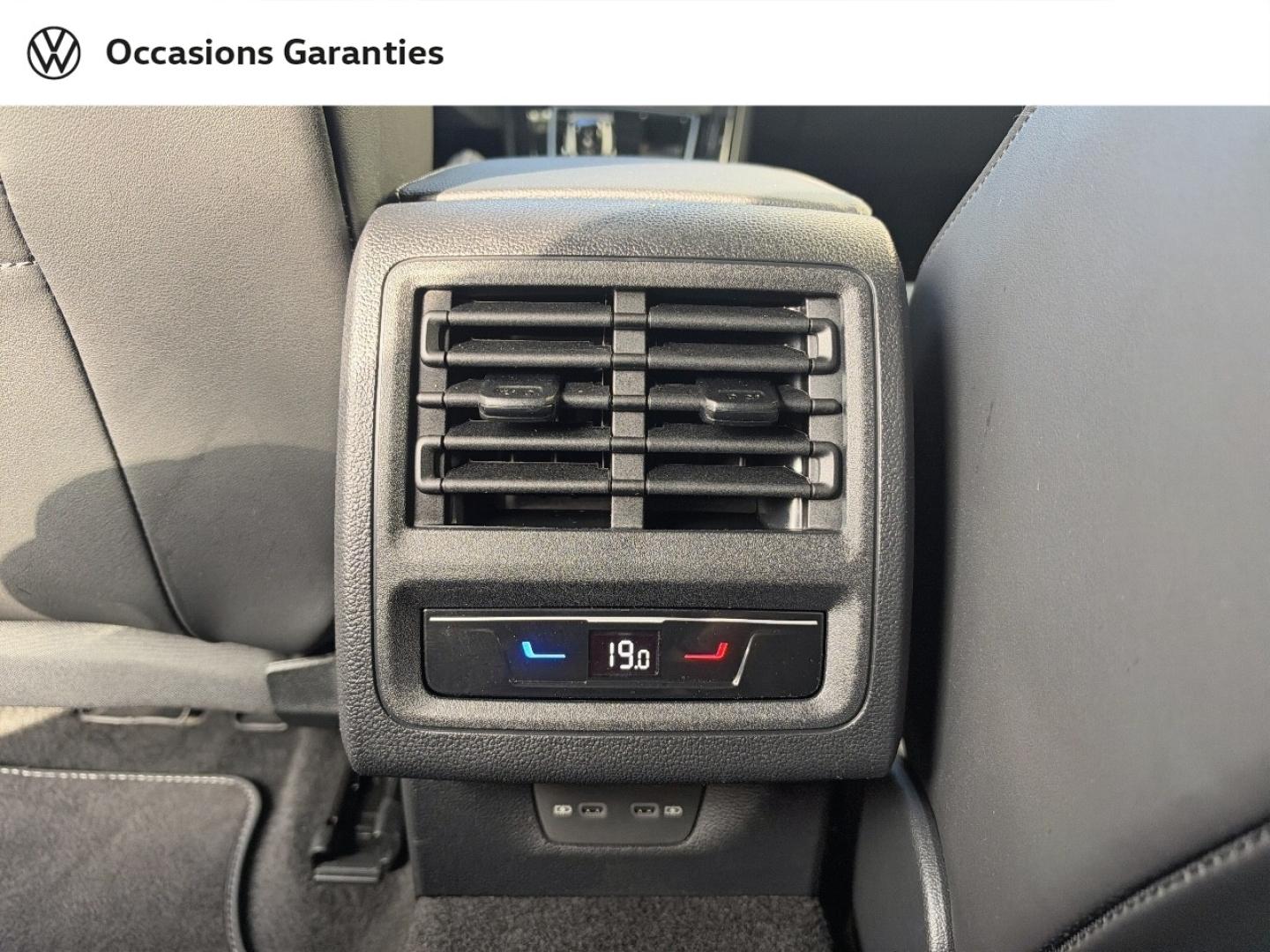 Voitures occasions VOLKSWAGEN GOLF R-Line Edition Paris