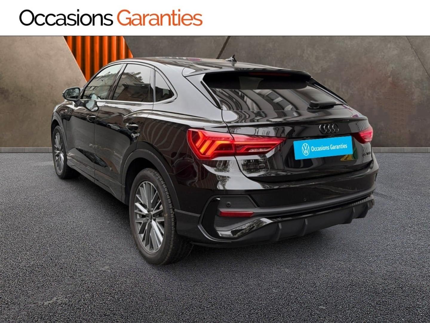 Voitures occasions Audi Q3 Sportback S line Paris