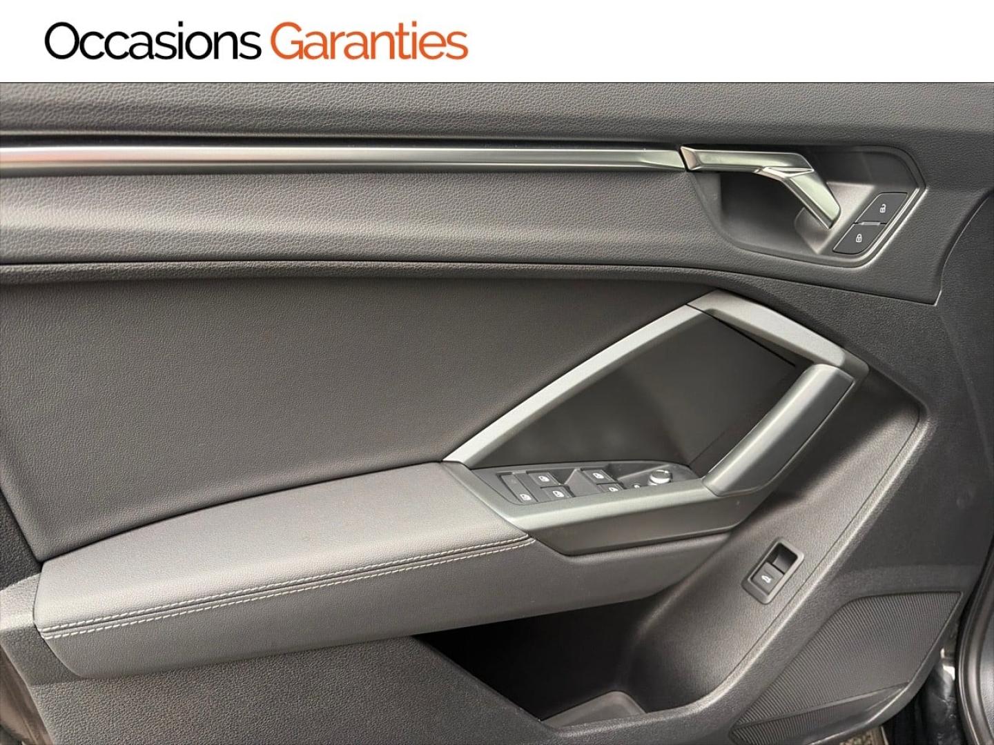 Voitures occasions Audi Q3 Sportback S line Paris