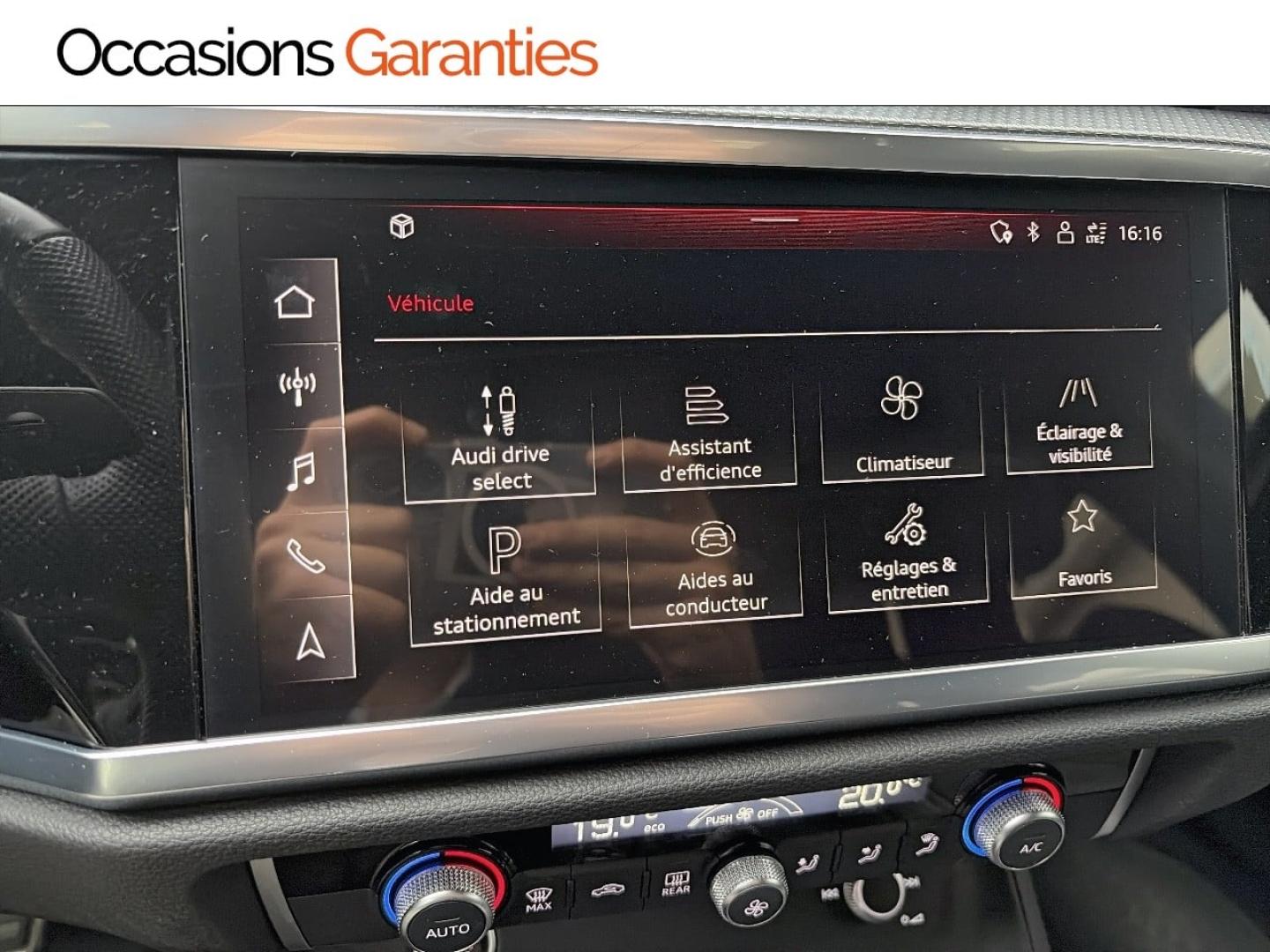 Voitures occasions Audi Q3 Sportback S line Paris