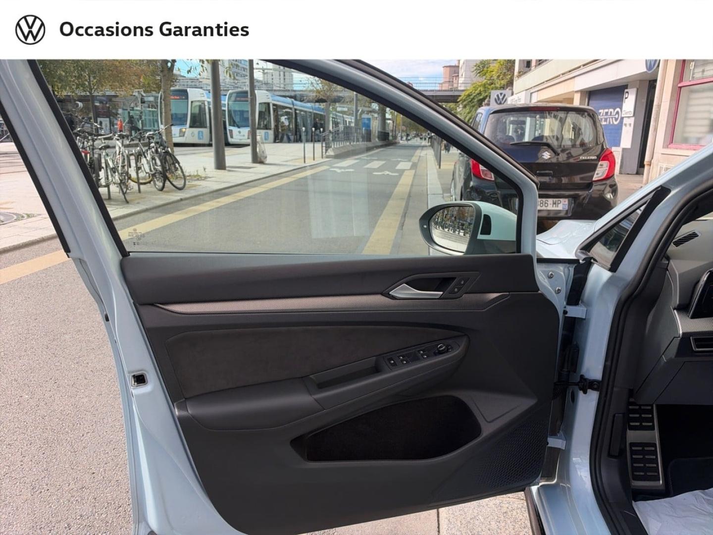 Voitures occasions VOLKSWAGEN GOLF R-Line Edition Paris