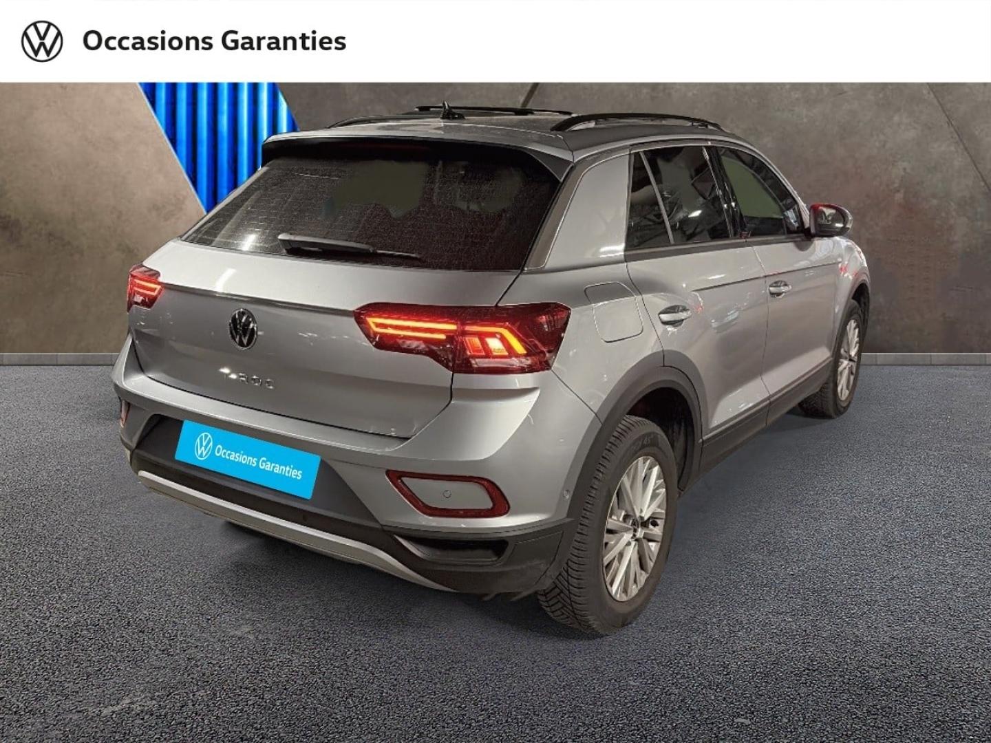 Voitures occasions VOLKSWAGEN T-ROC Life Plus Paris
