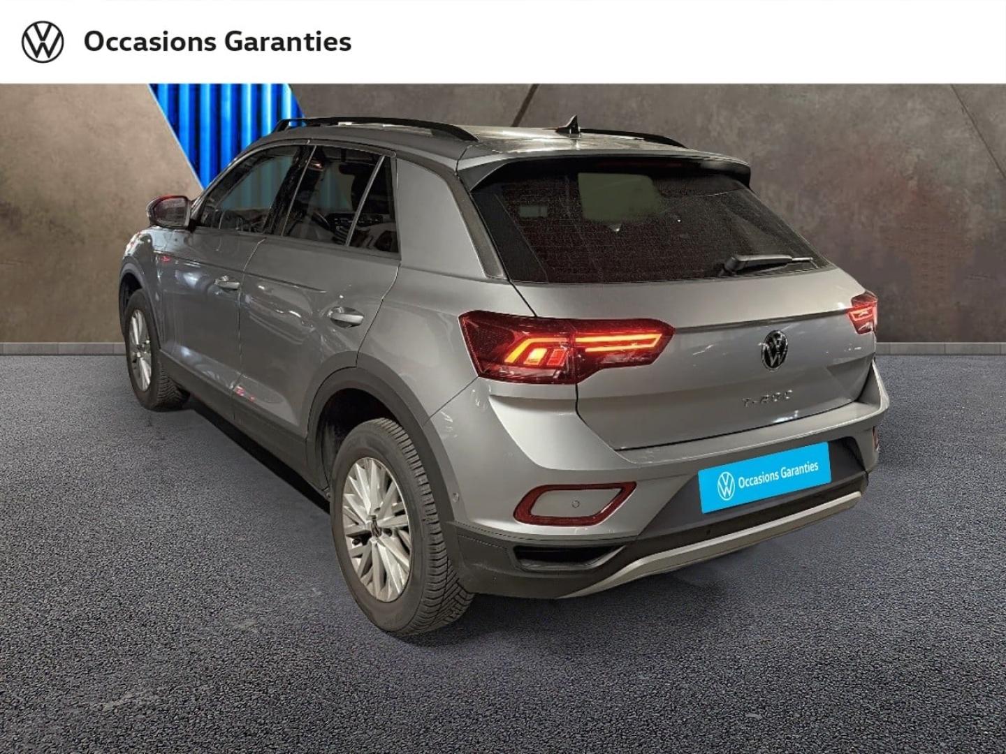 Voitures occasions VOLKSWAGEN T-ROC Life Plus Paris