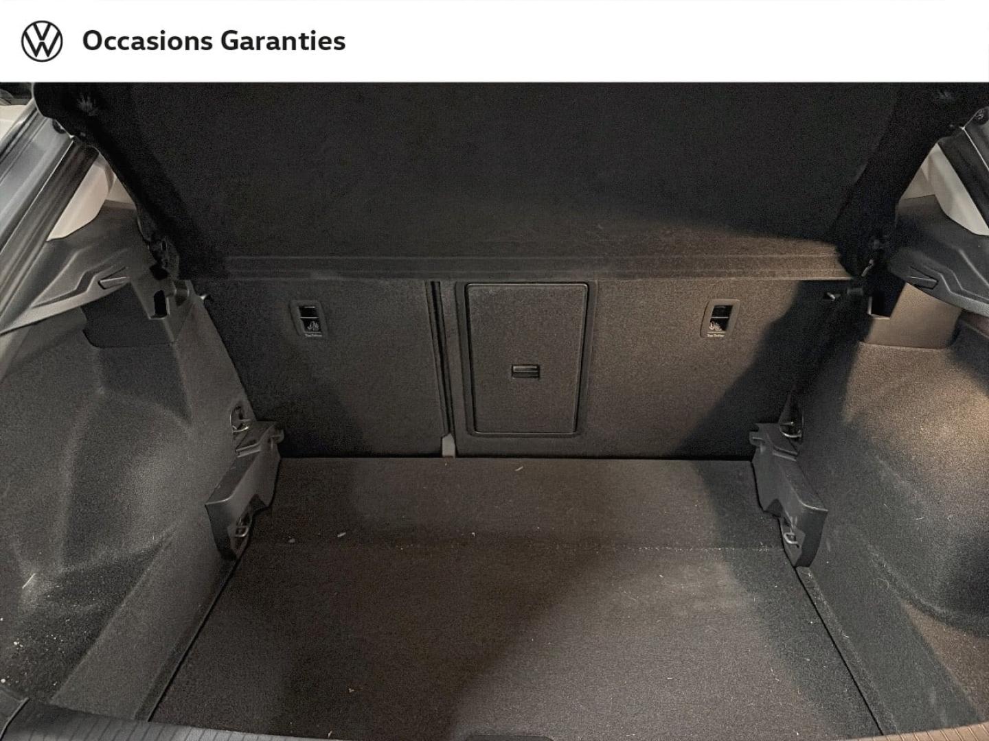 Voitures occasions VOLKSWAGEN T-ROC Life Plus Paris