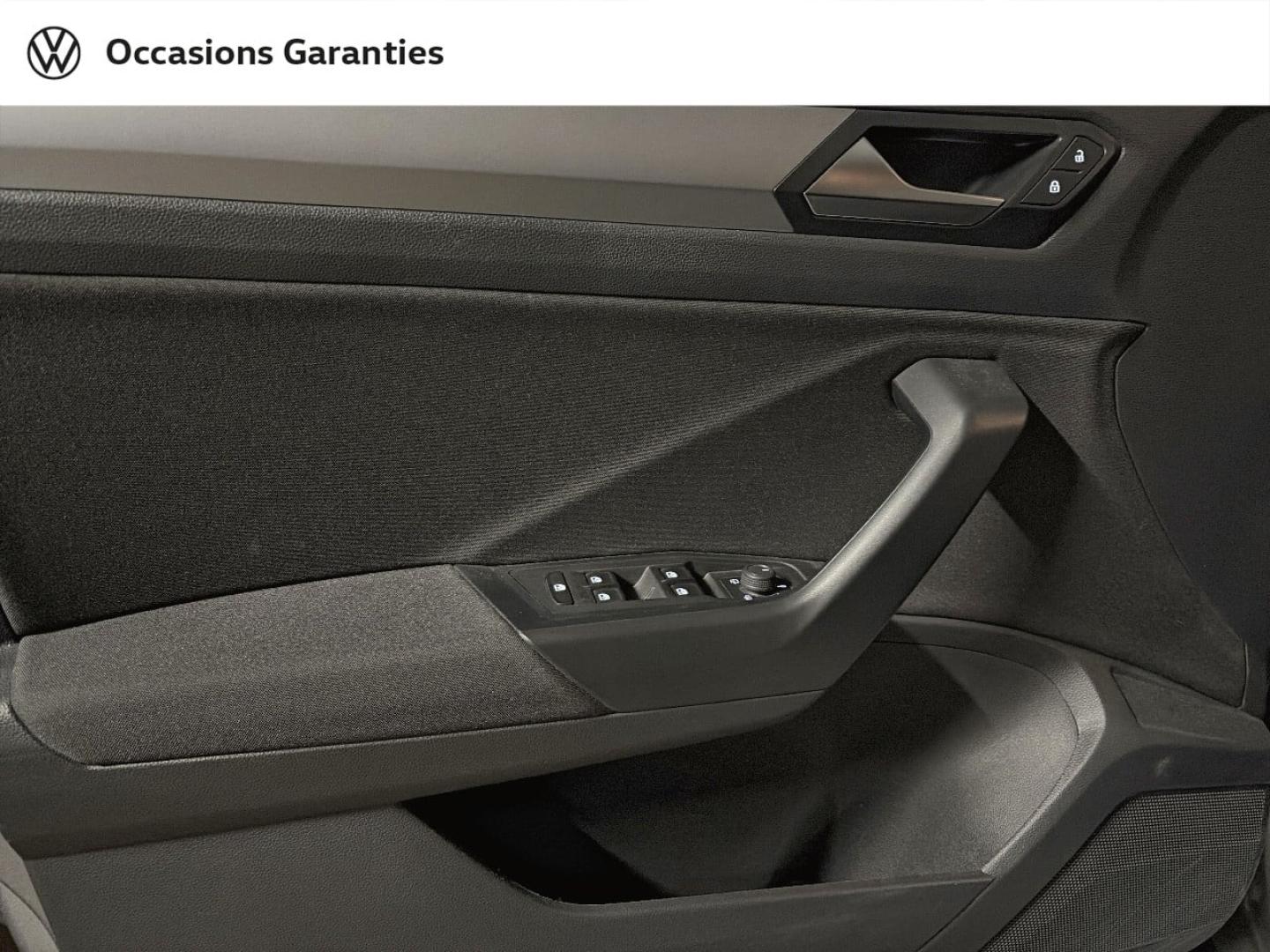 Voitures occasions VOLKSWAGEN T-ROC Life Plus Paris