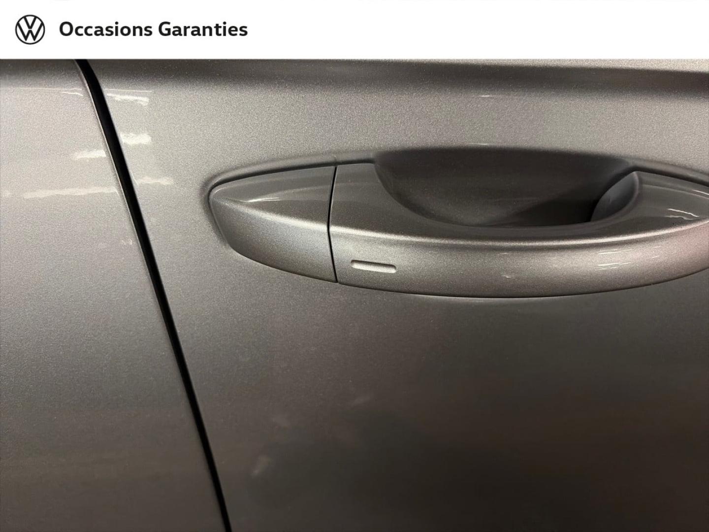 Voitures occasions VOLKSWAGEN T-ROC Life Plus Paris