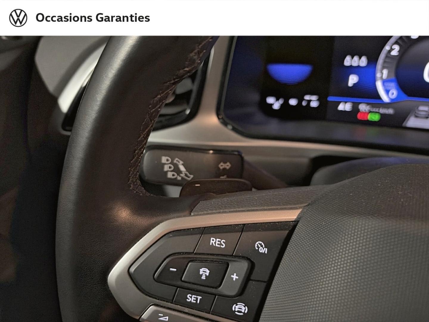 Voitures occasions VOLKSWAGEN T-ROC Life Plus Paris