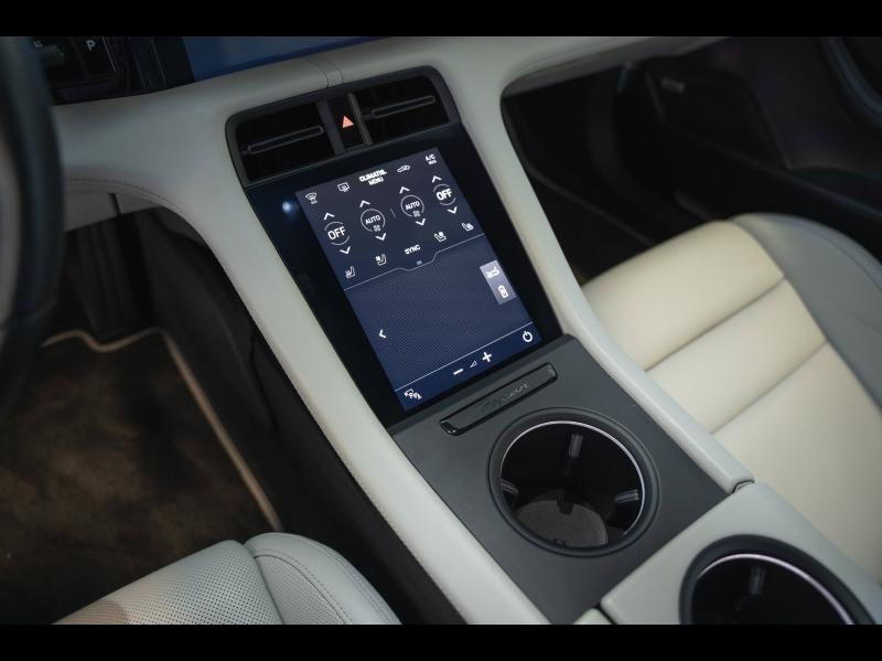 Voitures occasions PORSCHE Taycan 4S Montélimar