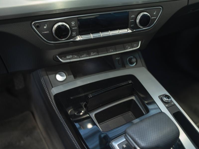 Voitures occasions Audi Q5 S line Montélimar