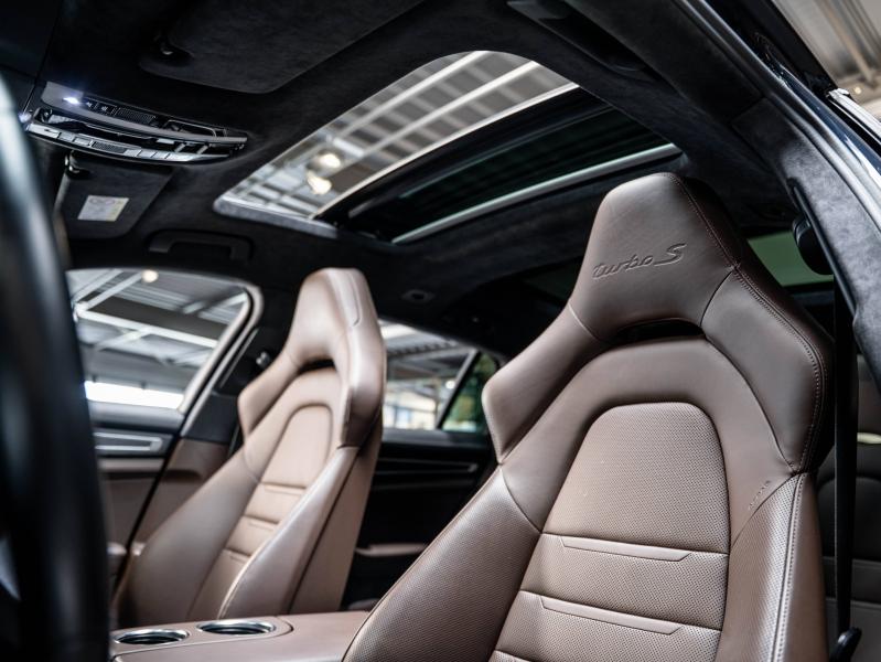 Voitures occasions PORSCHE PANAMERA Turbo S Montélimar