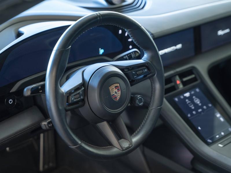 Voitures occasions PORSCHE Taycan Turbo Montélimar