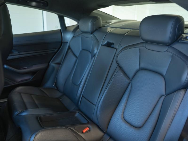 Voitures occasions PORSCHE Taycan Turbo Montélimar