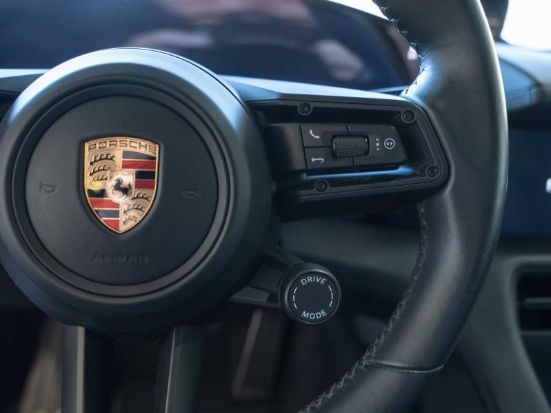 Voitures occasions PORSCHE Taycan Turbo Montélimar