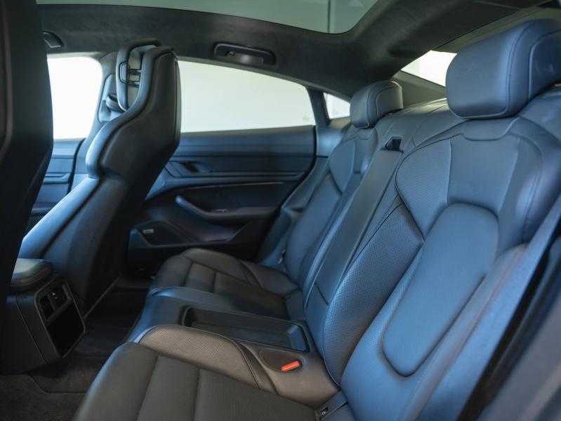 Voitures occasions PORSCHE Taycan Turbo Montélimar