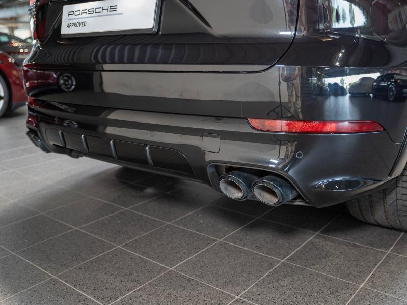 Voitures occasions PORSCHE CAYENNE E-Hybrid Montélimar