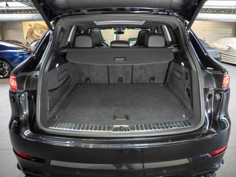 Voitures occasions PORSCHE CAYENNE E-Hybrid Montélimar