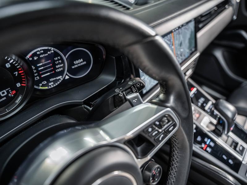 Voitures occasions PORSCHE CAYENNE E-Hybrid Montélimar