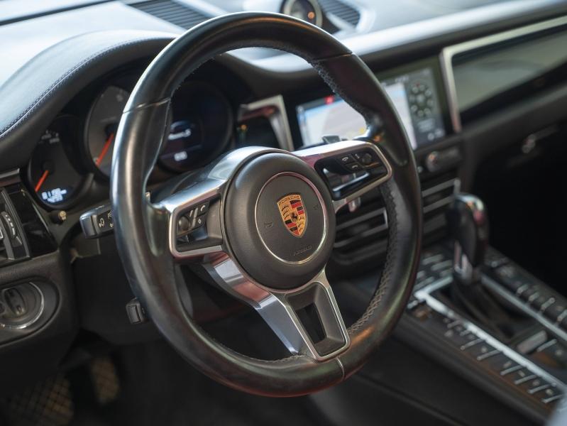 Voitures occasions PORSCHE MACAN S Montélimar