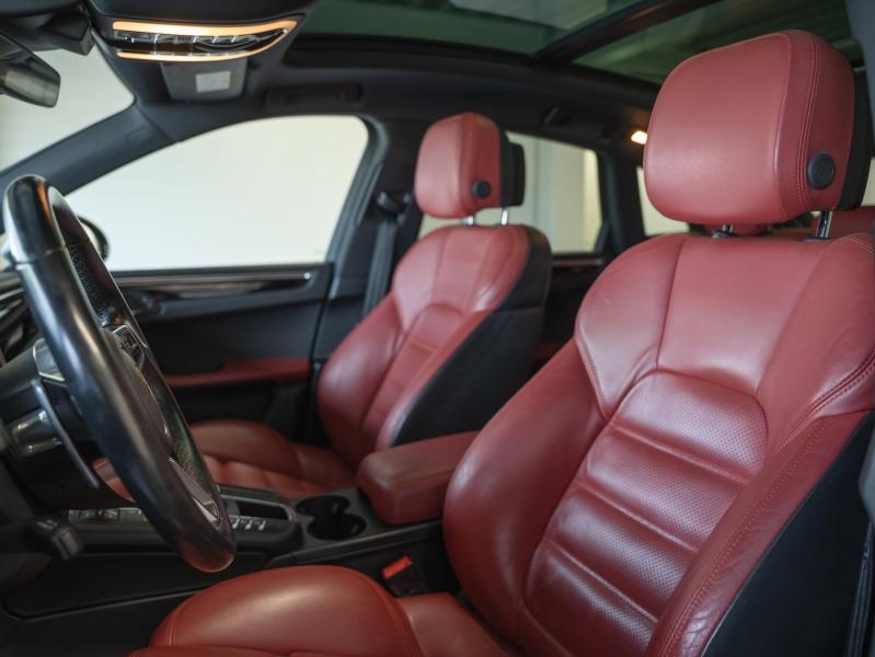 Voitures occasions PORSCHE MACAN S Montélimar