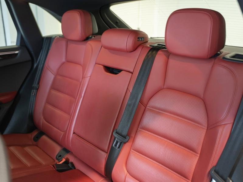 Voitures occasions PORSCHE MACAN S Montélimar