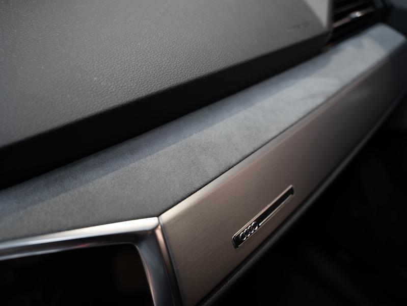 Voitures occasions Audi Q3 Sportback S line Montélimar