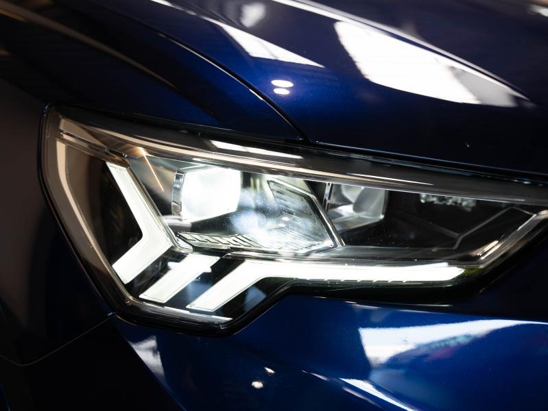 Voitures occasions Audi Q3 S line Montélimar