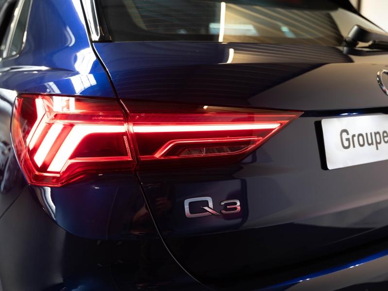 Voitures occasions Audi Q3 S line Montélimar