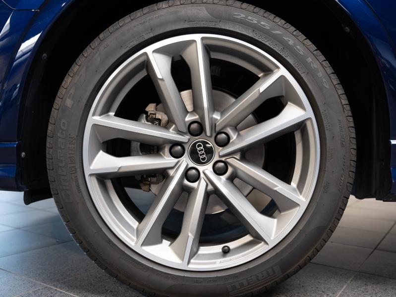 Voitures occasions Audi Q3 S line Montélimar