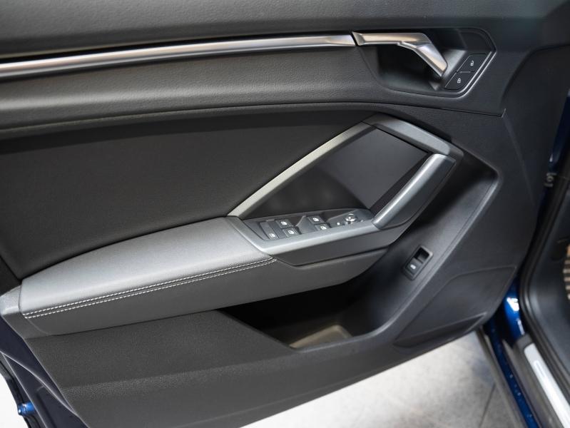 Voitures occasions Audi Q3 S line Montélimar