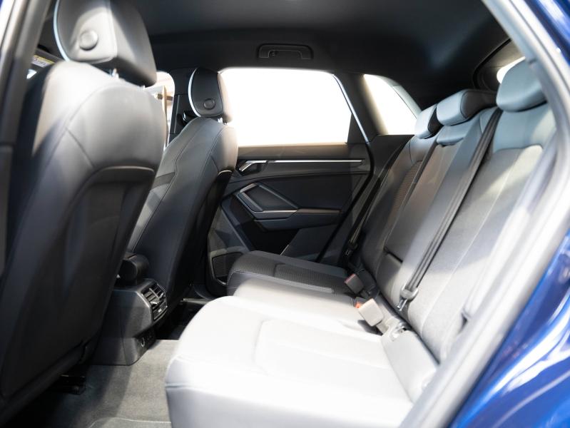 Voitures occasions Audi Q3 S line Montélimar