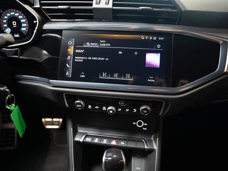 Voitures occasions Audi Q3 S line Montélimar