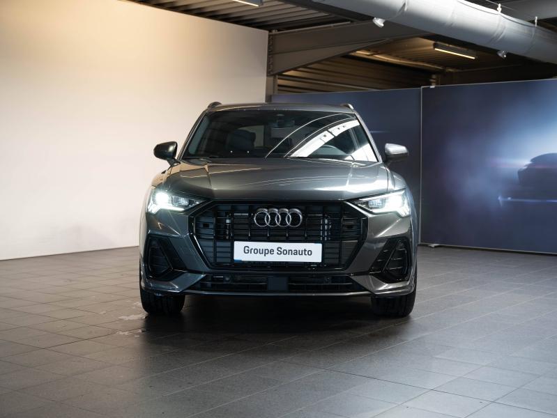 Voitures occasions Audi Q3 S line Montélimar