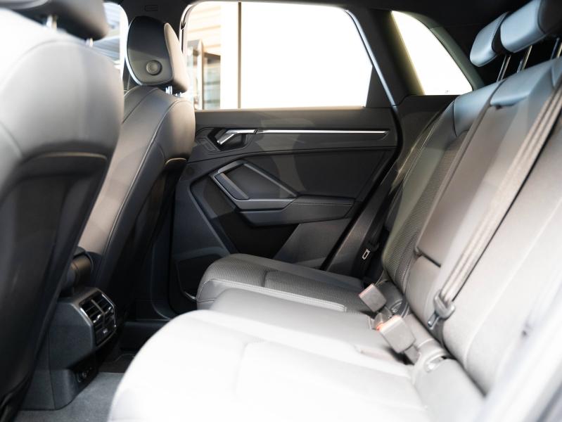 Voitures occasions Audi Q3 S line Montélimar