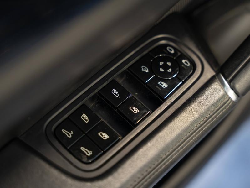 Voitures occasions PORSCHE CAYENNE Base Montélimar