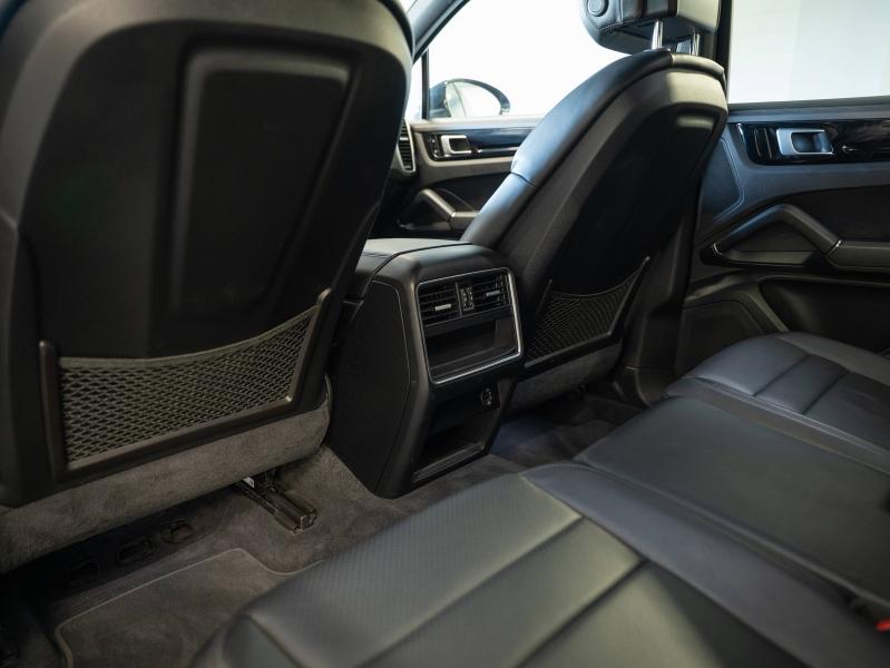 Voitures occasions PORSCHE CAYENNE Base Montélimar