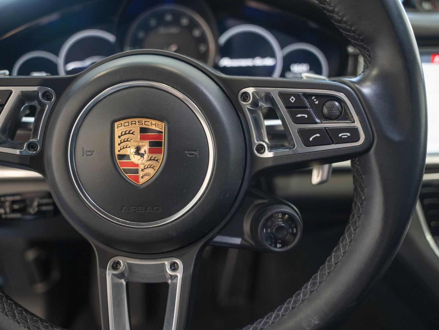 Voitures occasions PORSCHE PANAMERA Turbo Montélimar