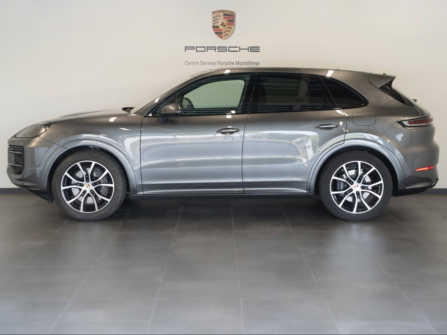 Voitures occasions PORSCHE CAYENNE E-Hybrid Montélimar