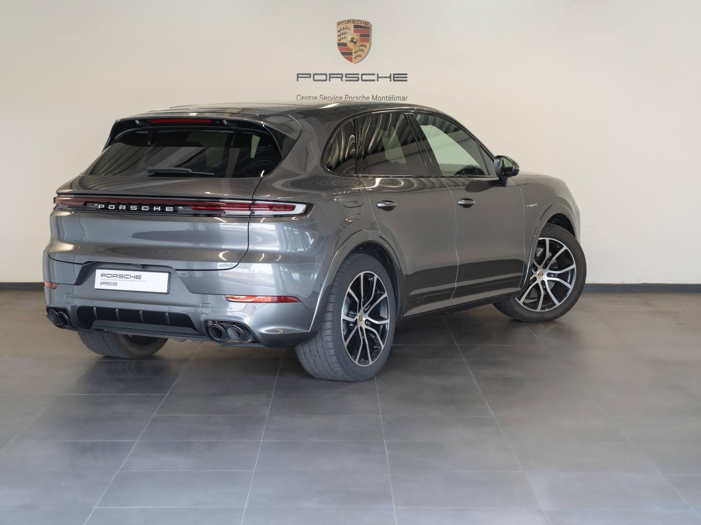 Voitures occasions PORSCHE CAYENNE E-Hybrid Montélimar